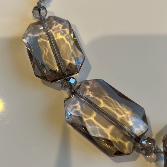 💥 Free with purchase 💥 Chunky statement necklace with clear beads - Picture 3 of 6